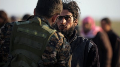 القبض على عناصر تنظيم الدولة بعد سيطرة التحالف الدولي على الباغوز ـ رويترز