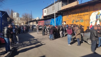 تجمع العمال السوريين والأتراك في غازي عنتاب (evrensel)