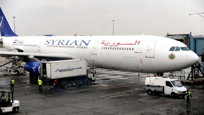 صورة تعبيرية لطائرة تابعة لشركة "السورية للطيران" تقف في مطار دمشق الدولي - Globallookpress