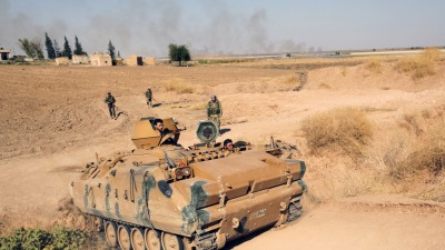 عناصر من الجيش الوطني في بلدة اليابسة شمال شرقي سوريا ـ رويترز