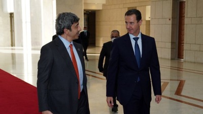 بشار الأسد مع وزير الخارجية الإماراتي في دمشق