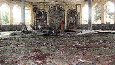 المسجد المستهدف بالتفجير الانتحاري (تويتر)