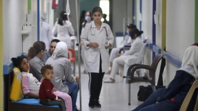 في أحد مستشفيات دمشق (فرانس برس)