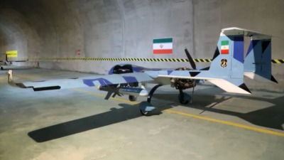 طائرة مسيرة إيرانية في أحد المواقع تحت الأرض (الفرنسية)