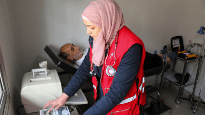 700 ألف نسمة خارج الخطة الطبية للهلال الأحمر في قطنا