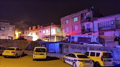 حريق في منزل بمرعش يخلف 3 ضحايا سوريين (الأناضول)