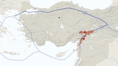 خارطة لتركيا تظهر الصفائح التكتونية فيها إلى جانب مناطق وقوع الزلزال