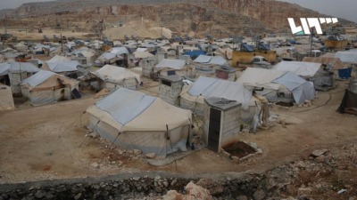 مخيم للمهجّرين في شمال غربي سوريا (تلفزيون سوريا)