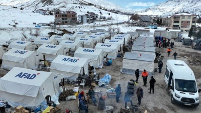 آفاد تنشئ مخيمات لمتضرري الزلزال جنوبي تركيا (وسائل إعلام تركية)