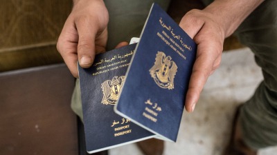 سفارة النظام السوري في بيروت توقف طلبات جوازات السفر