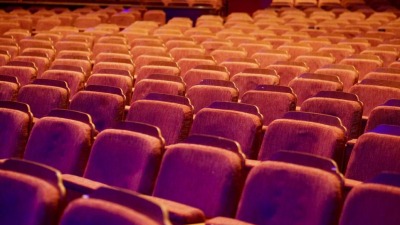 مقاعد في مسرح- صورة تعبيرية