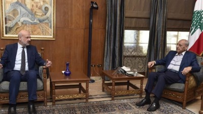 رئيس مجلس النواب اللبناني نبيه بري ووزير الداخلية اللبناني بسام مولوي (وسائل إعلام لبنانية)
