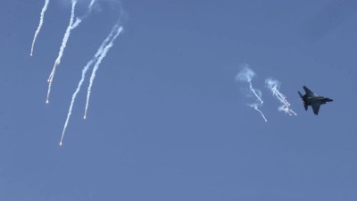 مقائلة إسرائيلية "شبح" من طراز "إف 35" في أثناء استعراض جوي بمناسبة احتفالات "يوم الاستقلال"، إسرائيل، 26 نيسان/ابريل 2023 (يديعوت أحرونوت)