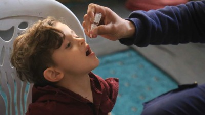 حملة التطعيم في شمال غربي سوريا (فريق لقاح سوريا/فيس بوك)