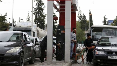 تفرض محطات وقود في العاصمة دمشق ومنها كازية المزة "دخولية تعبئة