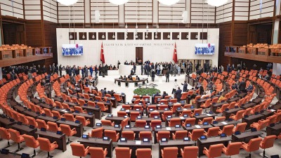 من هم الوزراء المرشحون للبقاء في مناصبهم بعد انتخابهم أعضاءً في البرلمان التركي؟
