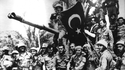 الحرب في قبرص.. عندما خرجت عائشة إلى العطلة عام 1974