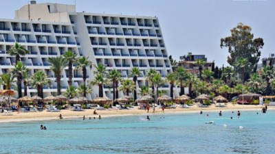 الشاطئ الأزرق في اللاذقية (سانا)