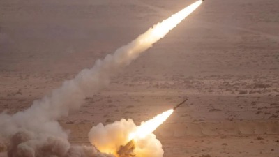نظام صواريخ المدفعية العالية الحركة الأميركية خلال تدريبات عسكرية جرت في المغرب بتاريخ 30 حزيران 2022