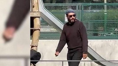 فيديو متداول لهجوم لاجئ سوري بسكين على مواطنين في فرنسا