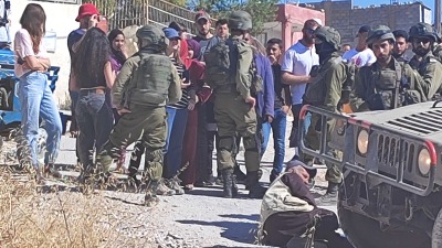  إصابة فلسطينيين إثر اعتداء للمستوطنين على جنوبي مدينة الخليل