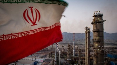 مصافي النفط الإيرانية