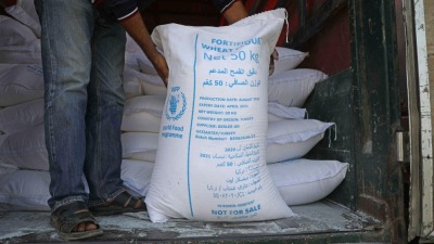المساعدات الإنسانية عبر معبر باب الهوى إلى سوريا