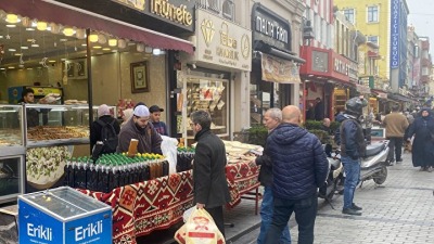 لا حروف عربية في سوق مالطا وكوزموبوليتية إسطنبول المجروحة