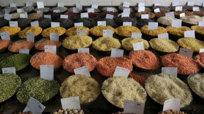 ارتفع مؤشر أسعار الأرز بالتزامن مع قفزة في الأسعار في الدول المصدرة الرئيسية وتحرك الهند للحد من الصادرات