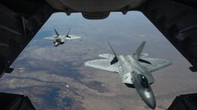 طائرات أميركية تحلق فوق الأراضي السورية - EPA