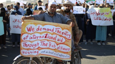 وقفة في إدلب احتجاجاً على فشل تمديد آلية إدخال المساعدات عبر الحدود