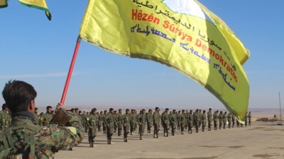 قوات سوريا الديمقراطية تنفذ حملات تجنيد مستمرة وتجبر الشباب على الخدمة العسكرية.