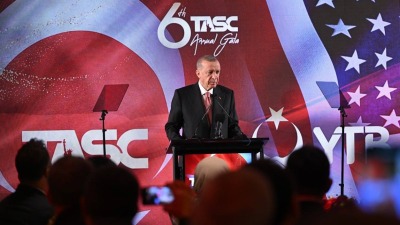 أردوغان خلال مشاركته في مأدبة عشاء نظمتها "اللجنة التوجيهية الوطنية التركية – الأميركية" بولاية نيويورك - الأناضول