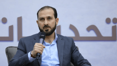 وزير الإعلام في حكومة الإنقاذ محمد العمر 