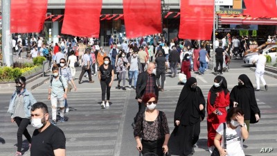 مسؤول الهجرة في البرلمان التركي: لا يمكن للسوريين شراء العقارات بتركيا