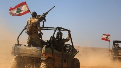 جنود من الجيش اللبناني قرب الحدود مع سوريا - رويترز