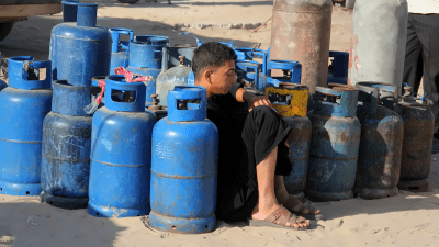 يباع بضعفي السعر.. كيف يصل الغاز المهرّب إلى حمص ودمشق؟