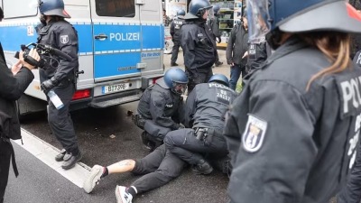 الشرطة الألمانية تعتقل متضامنين مع فلسطين