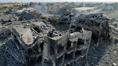 15 يوماً من القصف الإسرائيلي.. دخول أول شحنة مساعدات وقمة القاهرة ترفض التهجير
