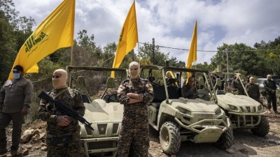 عناصر من "حزب الله" جنوبي لبنان - AP