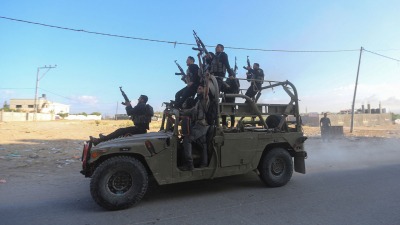 مقاتلو كتائب القسام في عملية طوفان الأقصى