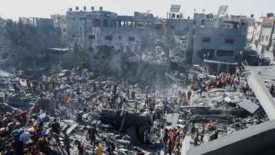 غزة تحت النار.. عدد الضحايا تجاوز 7 آلاف فلسطيني ووتيرة القصف الإسرائيلي تشتد