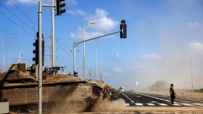 دبابة إسرائيلية على مدخل قطاع غزة