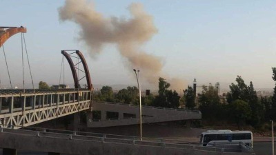 صورة متداولة لدخان تصاعد في العاصمة دمشق إثر القصف