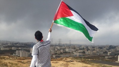 مسؤولة رفيعة بالاستخبارات الأميركية تنشر صور على "فيسبوك" مؤيدة لفلسطين