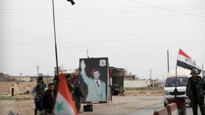 حاجز عسكري لقوات النظام السوري (رويترز)