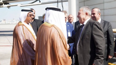  رئيس الوزراء في حكومة النظام حسين عرنوس في الإمارات العربية المتحدة