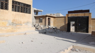 أضرار في مدرسة داخل قرية التوامة بريف حلب الغربي إثر قصف النظام