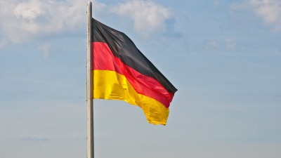 الإعلان عن قرب تطبيق نظام "بطاقة الإنفاق" للمهاجرين في ألمانيا