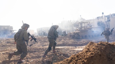 الجيش الإسرائيلي يدعي "استكمال تطويق خانيونس"